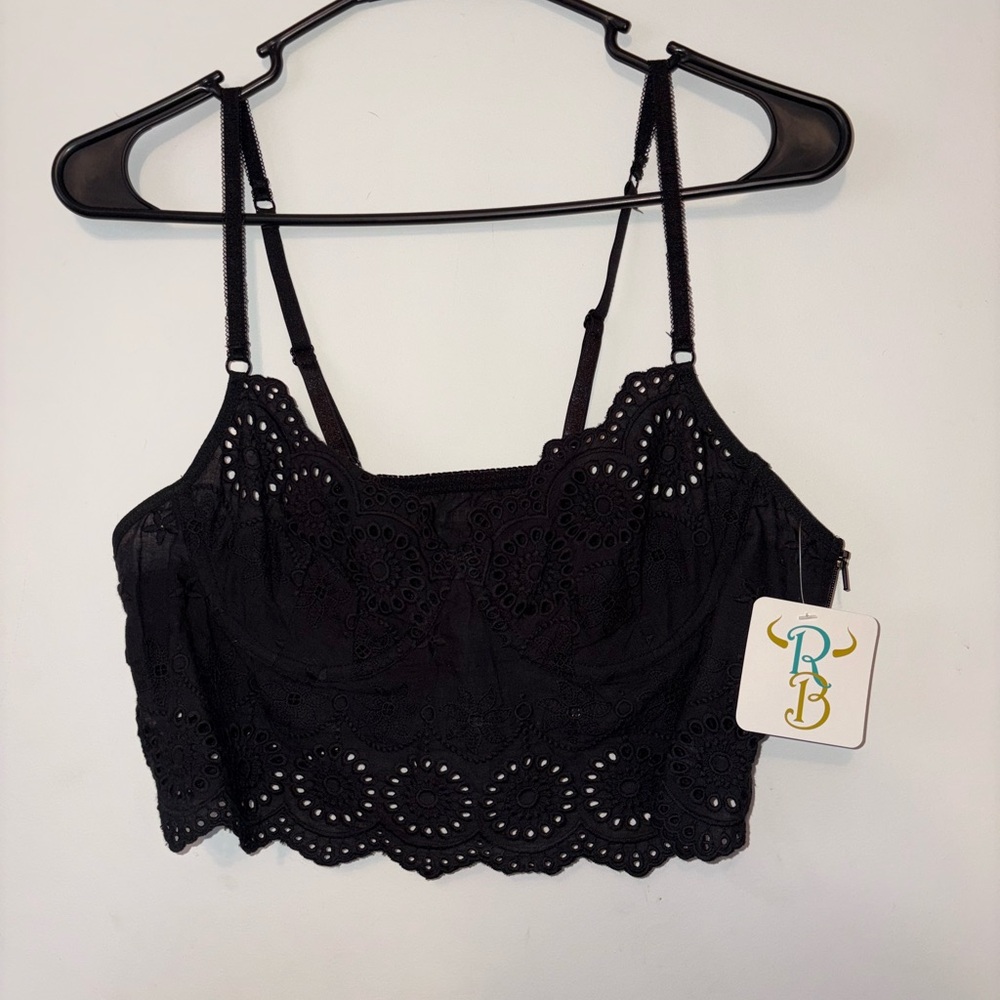 Black Lace Crop Top